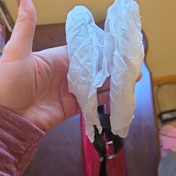 Beijo Shiny Red Shoulder Bag NWOT - Picture 3 of 8